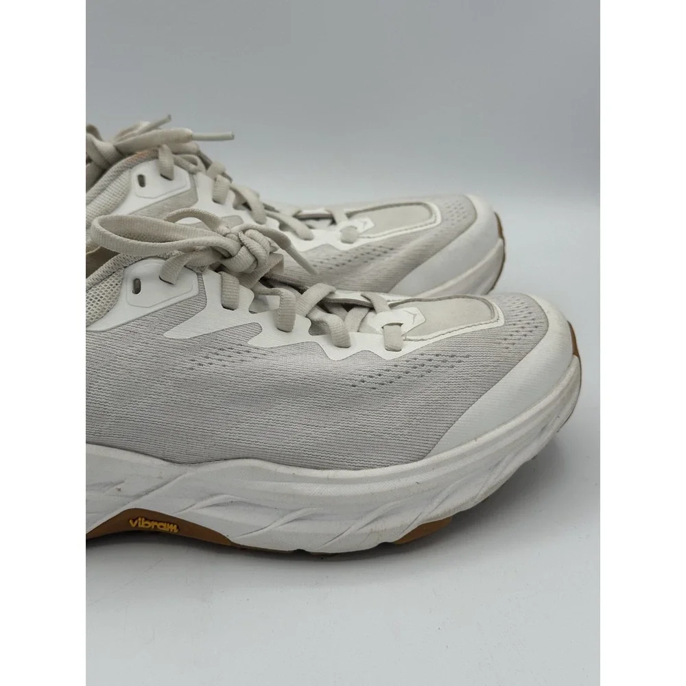 Hoka Women's Speedgoat 5 Size 9.5B White Gum |1123158/WNCL|